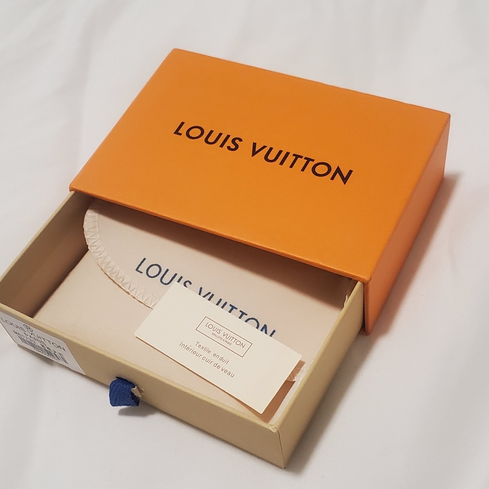 Louis Vuitton empty box